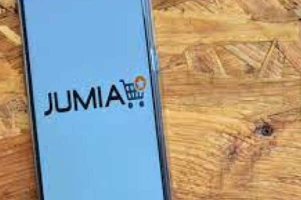 How Nigerian Lady was duped N600, 000 by Fraudster who posed as Jumia workers