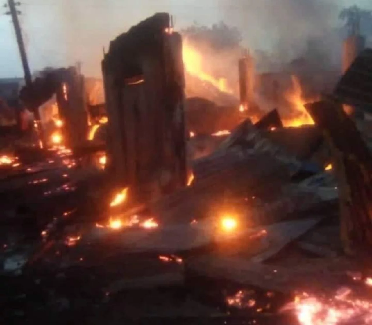 Fire razes popular hotel in Onitsha