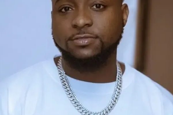 Davido donates N237m to Nigerian orphanages