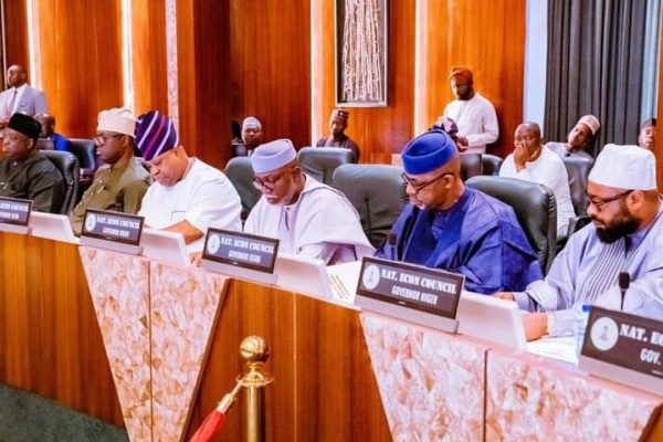 Economic crisis: States borrow N46bn from banks to pay salaries