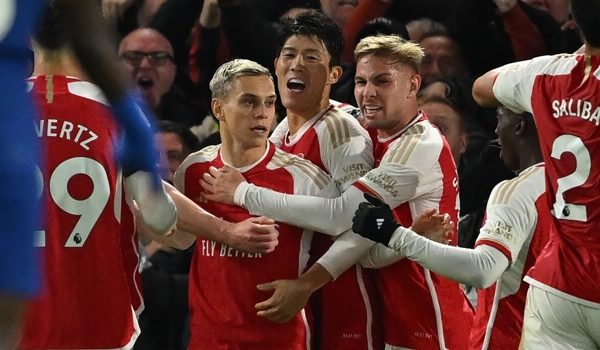 Arsenal Fight Back Against Chelsea, Maintain Unbeaten League Run