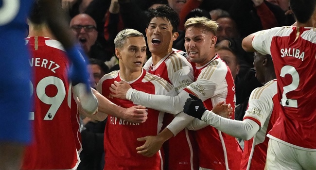 Arsenal Fight Back Against Chelsea, Maintain Unbeaten League Run