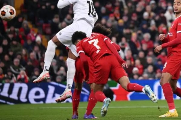 Liverpool 4 v 0 LASK: Liverpool beat LASK to top Europa League group