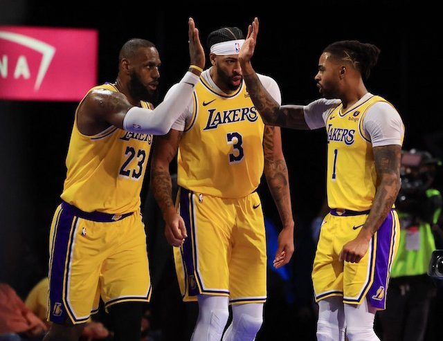 B’ball: Lakers crush Pelicans to reach NBA Cup final