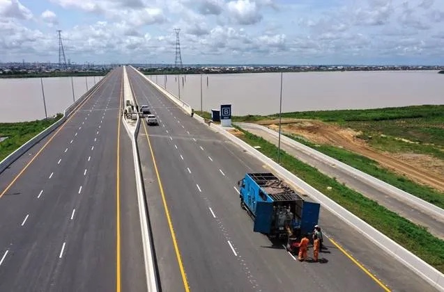 FG takes possession of 2nd Niger bridge