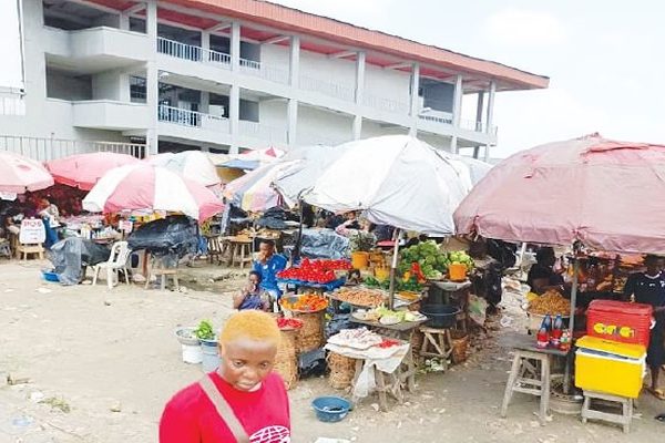 Residents lament economic hardships at Christmas