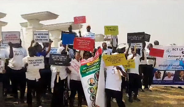 FCT Primary School Teachers Protest Non-Payment Of Salary Arrears