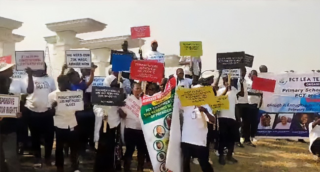 FCT Primary School Teachers Protest Non-Payment Of Salary Arrears