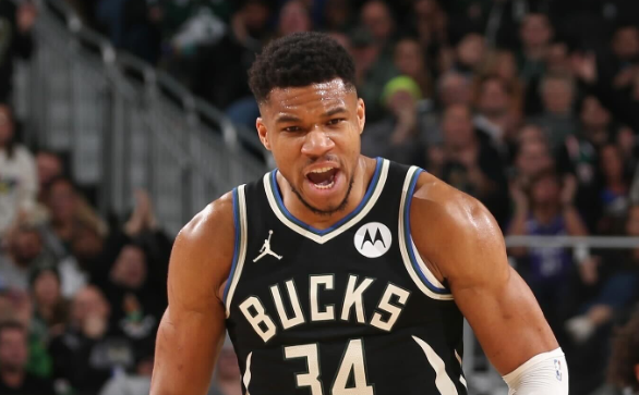 VIDEO: Moment NBA star, Giannis buys own jersey at Lagos market