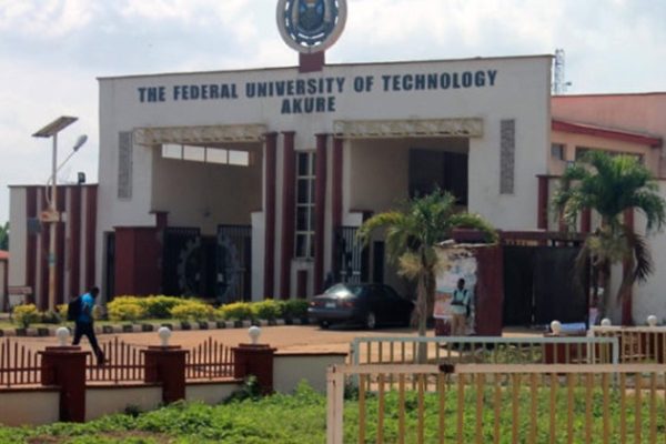 BREAKING: EFCC operatives allegedly arrest FUTA students in midnight raid