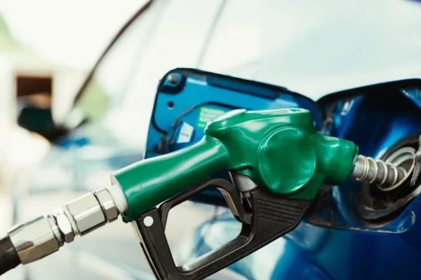 NNPCL announces pump prices nationwide after lifting Dangote Refinery petrol