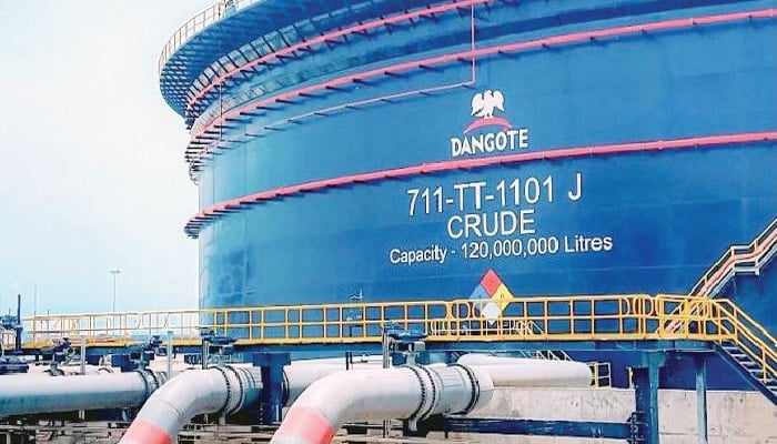 BREAKING: Dangote reduces petrol price to N860/litre