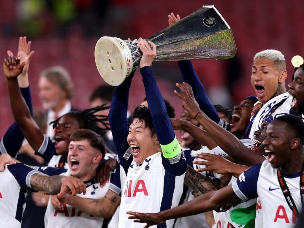 UEL final: Harry Kane, Mohamed Salah react as Tottenham defeat Man United, win trophy