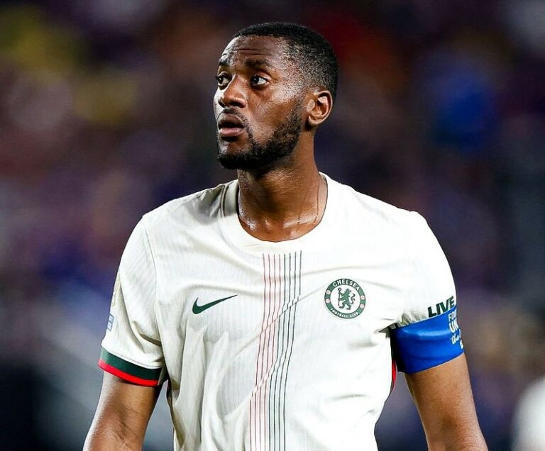 Adarabioyo mulls Super Eagles switch