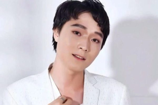 Popular Chinese singer executed by firing squad over murder of girlfriend