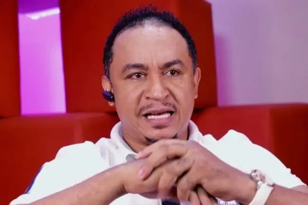 ‘We don’t like this 2face we are seeing’ – Daddy Freeze reacts to apology video