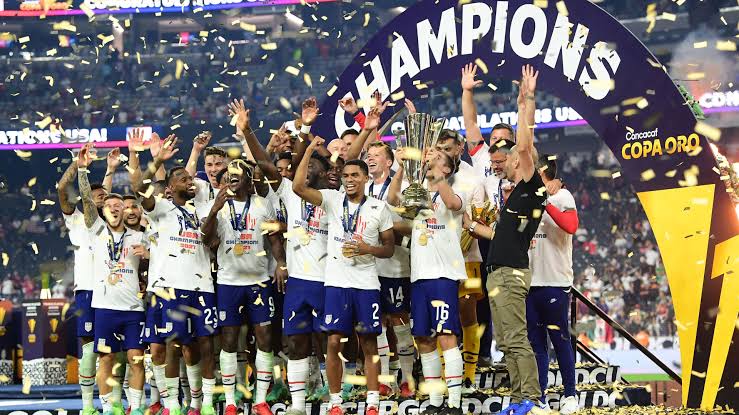 Mexico defeat USA 2-1 to retain CONCACAF Gold Cup