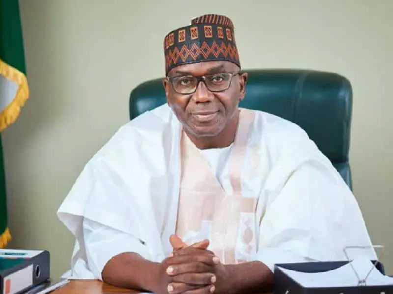 Gov AbdulRazaq, security chiefs storm troubled Kwara community
