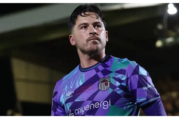 ‘As a Man United fan I was fuming’ – Grimsby goalkeeper after win over Red Devils