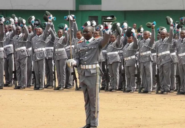 Customs intercept N10bn worth of arms, expired drugs