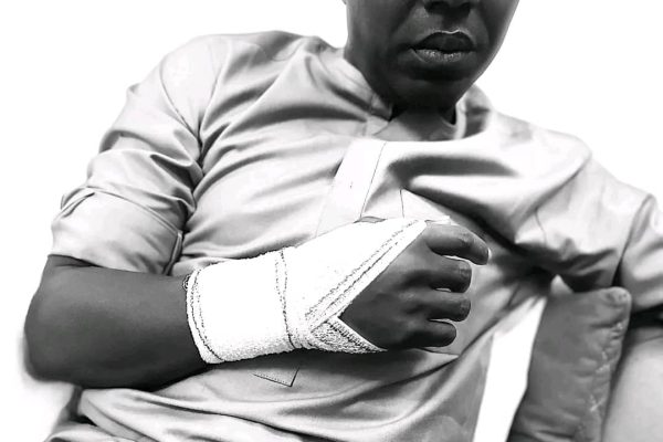 BREAKING: Police reportedly break Sowore’s right hand in detention