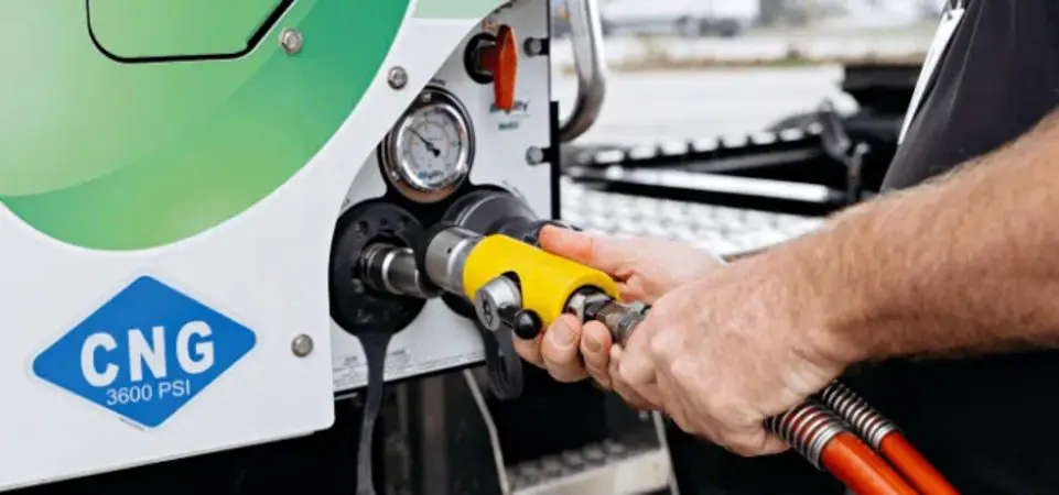 Nigeria announces plan for fresh 500 CNG stations