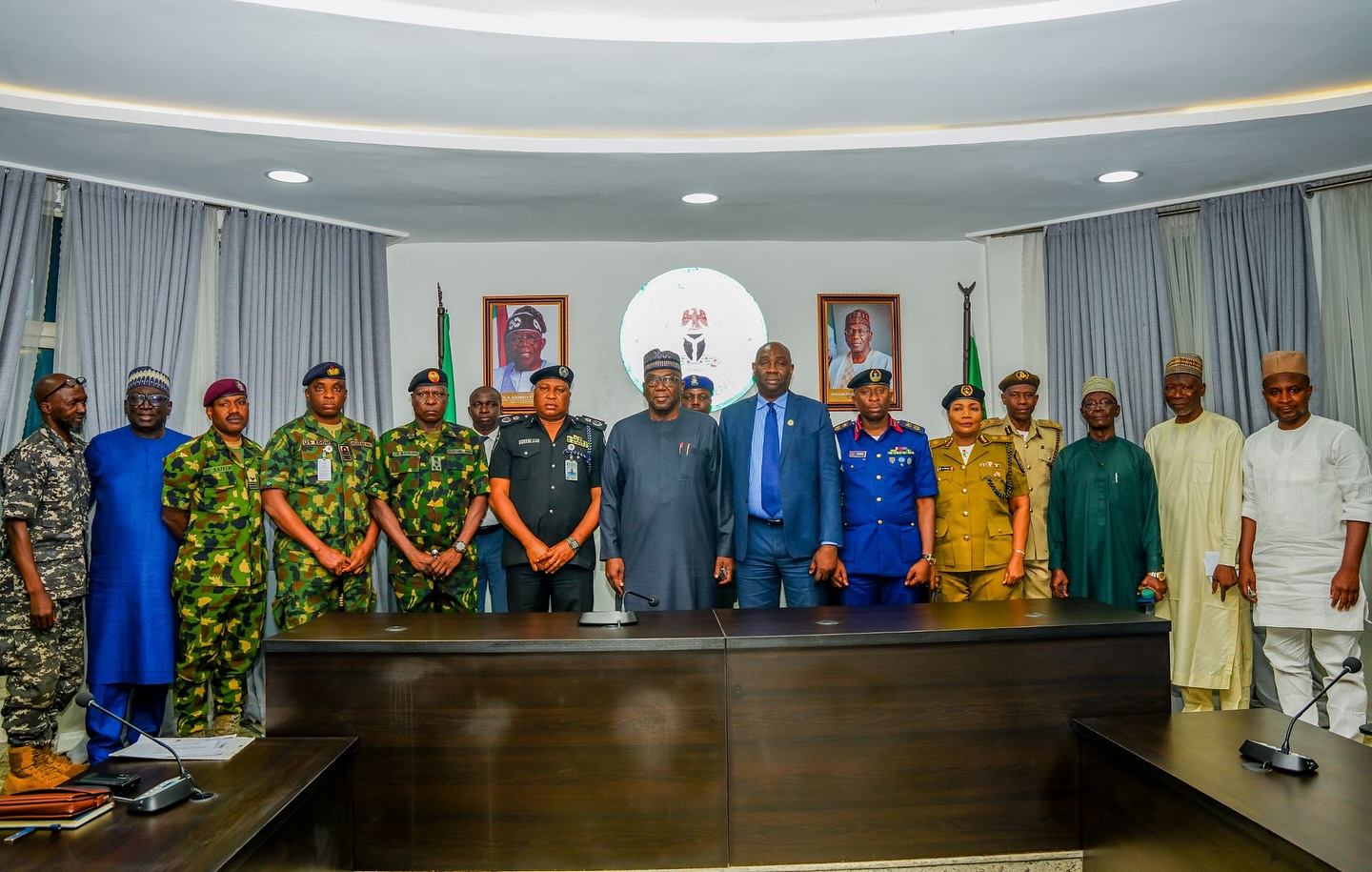 Gov AbdulRazaq holds security meeting, commends operatives amid clearance op, arrests