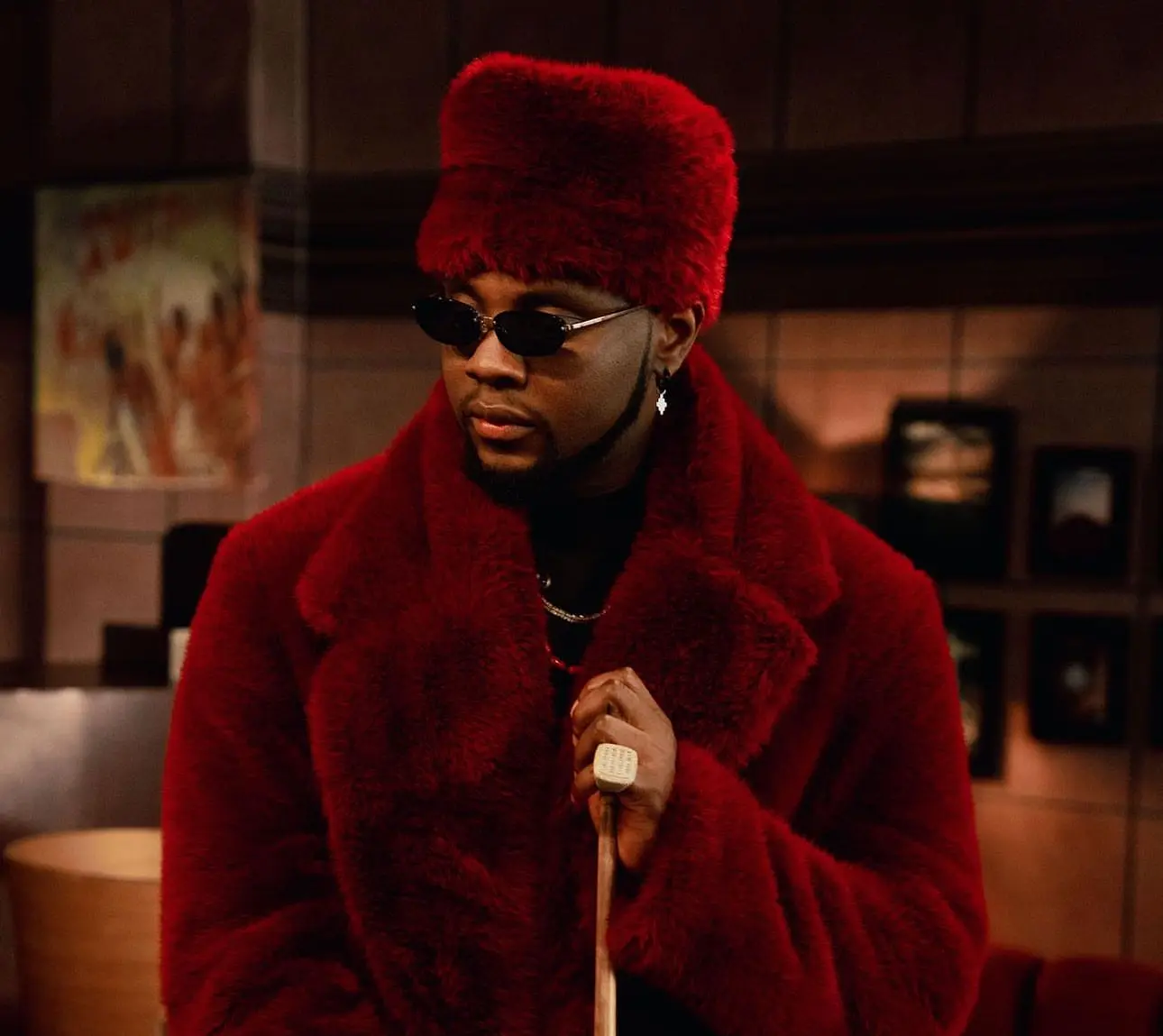 Kizz Daniel debunks report of court freezing his bank accounts