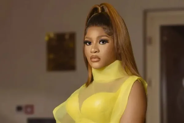 Drama in Abuja hotel as BBNaija star, Phyna creates scene over alleged N200,000 dispute