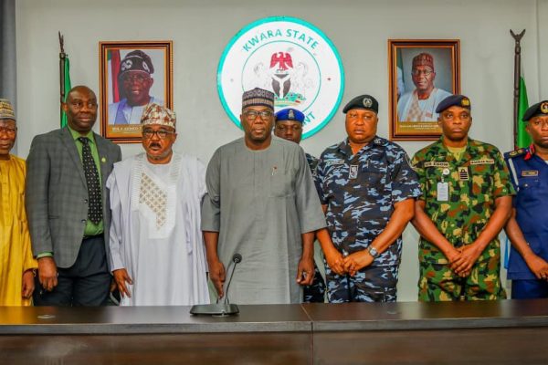Gov AbdulRazaq holds security council meeting as army, police deploy new tactical teams in Kwara