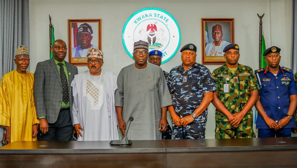 Gov AbdulRazaq holds security council meeting as army, police deploy new tactical teams in Kwara
