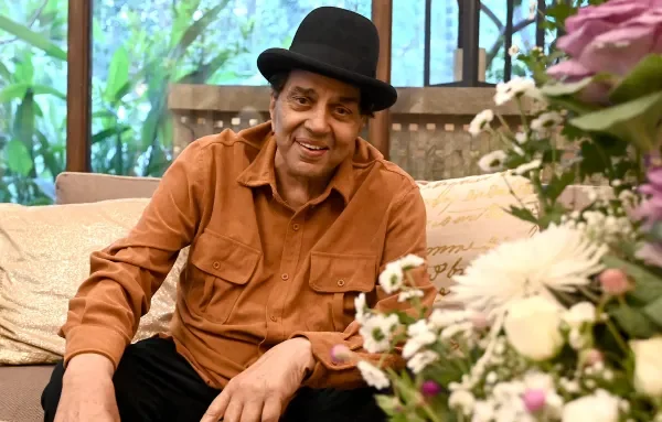 Bollywood icon Dharmendra dies at 89