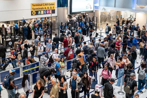 More than 1,400 flights cancelled as US Air Traffic cuts enter second day