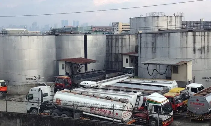 Depot petrol price falls to N880.5 per litre as competition heightens