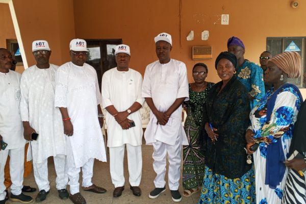 Greater Kwara Foundation visits orphanage homes, donates food items in Ilorin