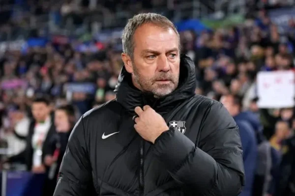 Barcelona’s Flick introduces €40,000 matchday fine for late players