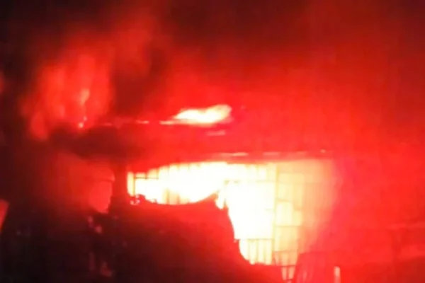 Late-night fire kills 52-year-old man, destroys building in Kwara