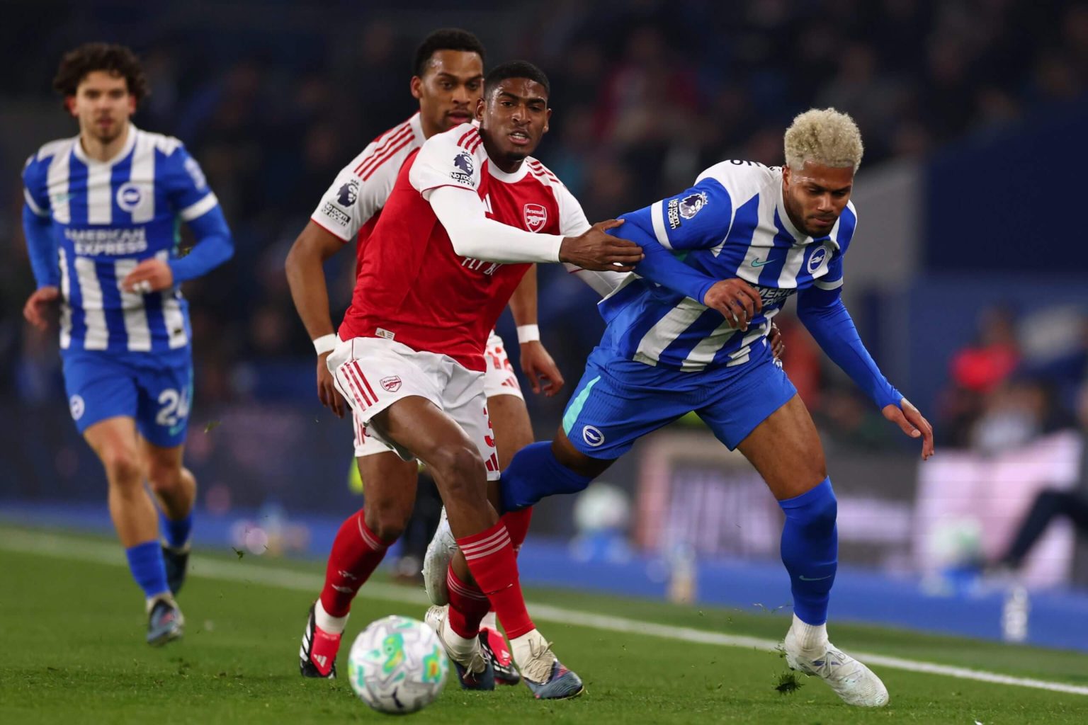 EPL: SuperComputer predicts title winners after Arsenal beat Brighton, City drop points