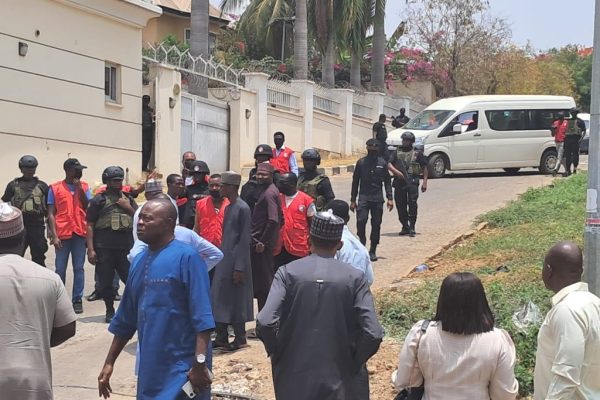 Armed EFCC operatives take over Malami’s Abuja house