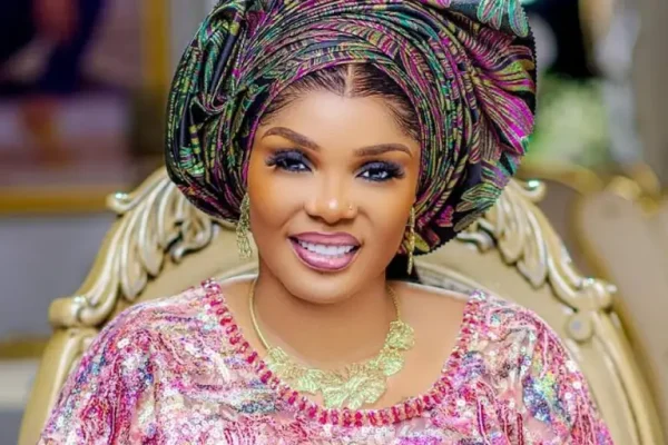 Iyabo Ojo denies introducing Kayamata to Fola Tinubu