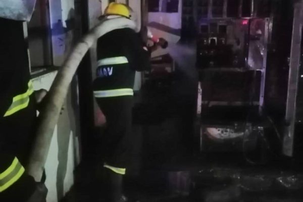 Fire razes six-room building in Kwara