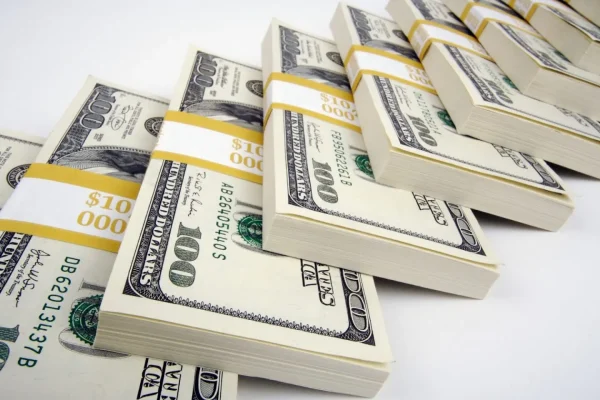 Nigeria’s foreign reserves deplete by $499.46m in less than two weeks