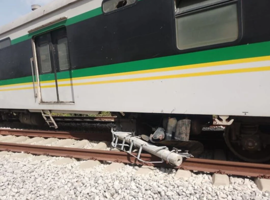 Passengers injured as Abuja-Kaduna train derails