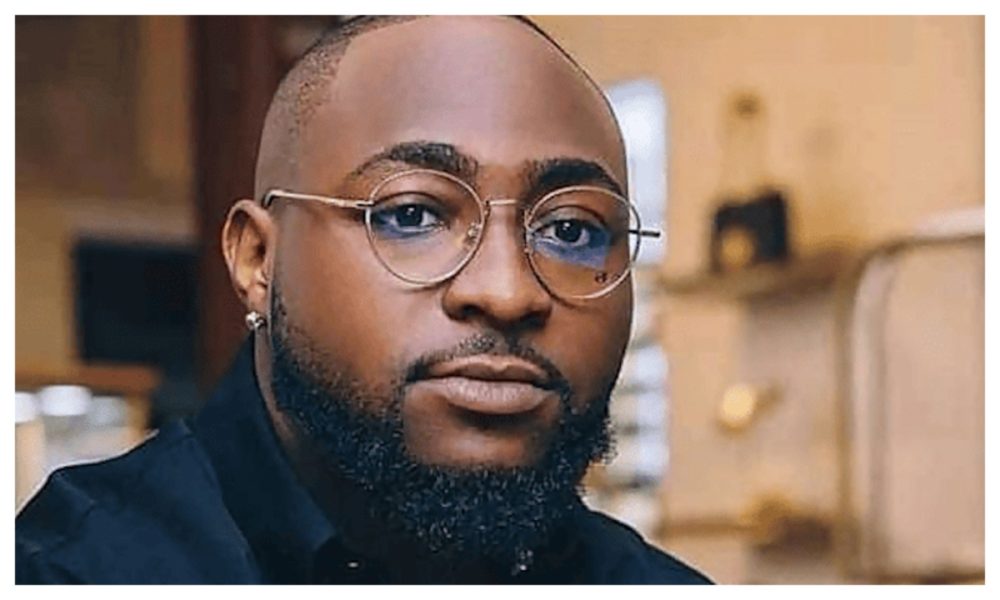 ‘Why your papa no hustle’ – Davido blasts T-Dot for calling him daddy’s boy