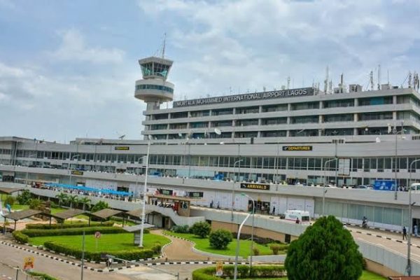 Flight scare as aircraft attempts unscheduled route change