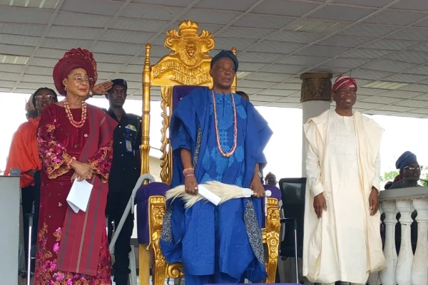 Olubadan unveils Ibadan community guard