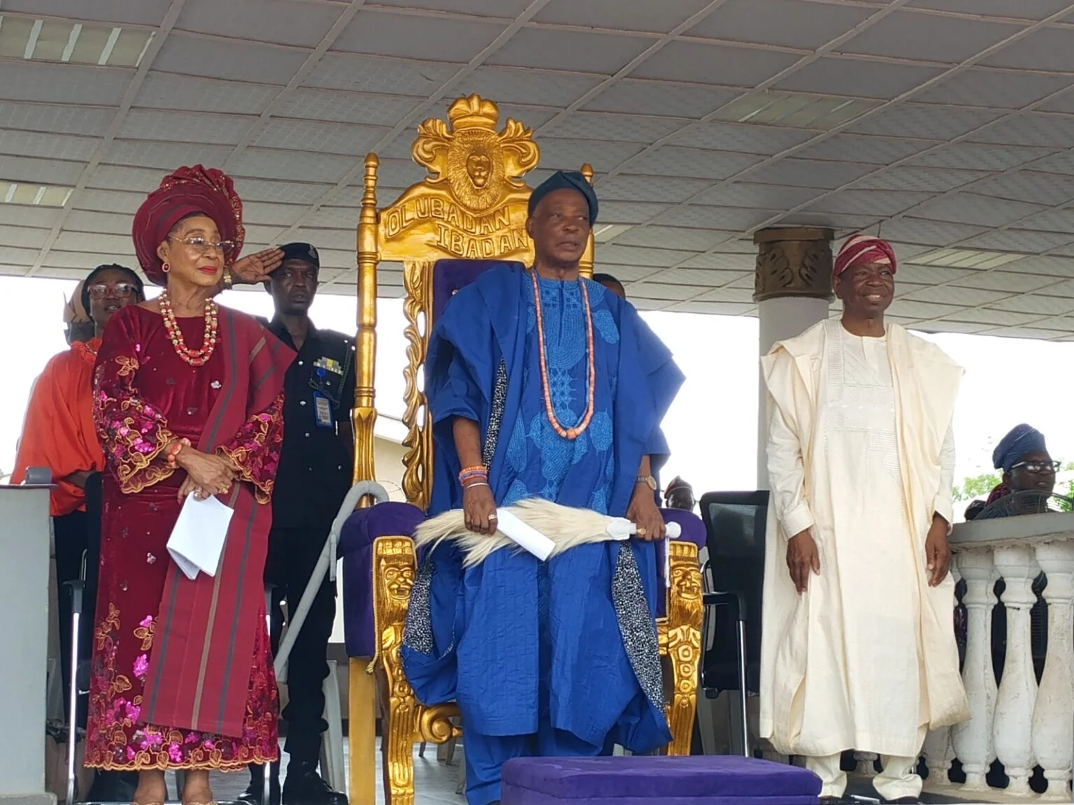 Olubadan unveils Ibadan community guard