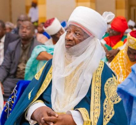 Emir arrives into warm hands of his people – Secretary