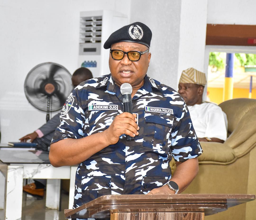 Kwara Police bust criminal hideouts in Ilorin, arrest wanted cult suspect, four others