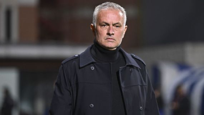 LaLiga: Mourinho flies to Spain to sign Real Madrid contract
